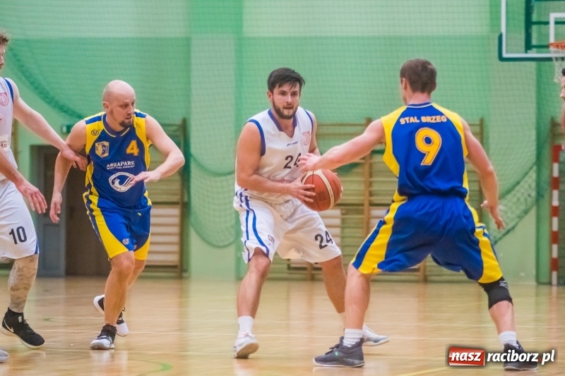 Zdjęcie w galerii na portalu naszraciborz.pl: Koszykówka: Ofensywa zmiażdżyła brzeską Stal wiadomości z regionu