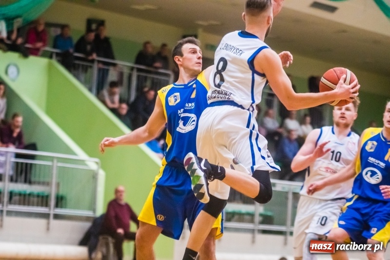 Zdjęcie w galerii na portalu naszraciborz.pl: Koszykówka: Ofensywa zmiażdżyła brzeską Stal wiadomości z regionu