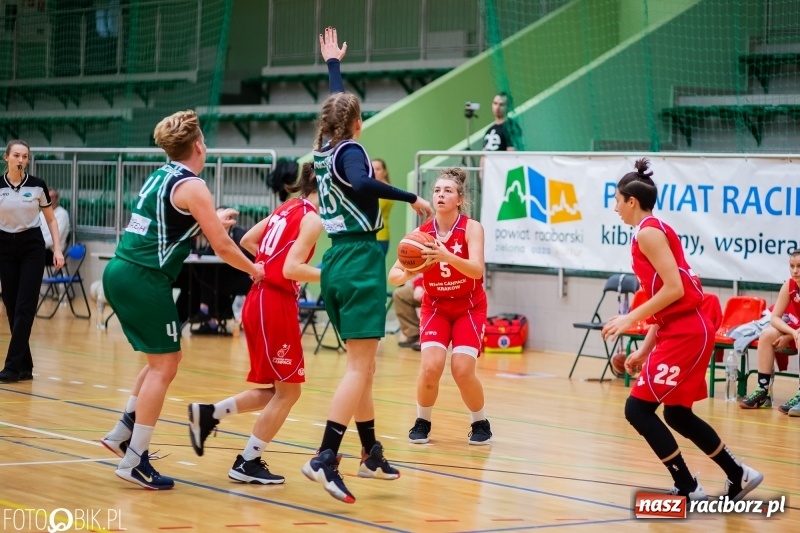 Zdjęcie w galerii na portalu naszraciborz.pl: Biała Gwiazda lepsza od raciborzanek. Zdecydowała trzecia kwarta wiadomości z regionu