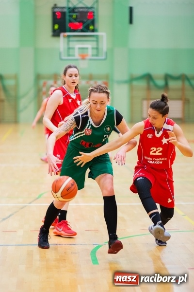 Zdjęcie w galerii na portalu naszraciborz.pl: Biała Gwiazda lepsza od raciborzanek. Zdecydowała trzecia kwarta wiadomości z regionu