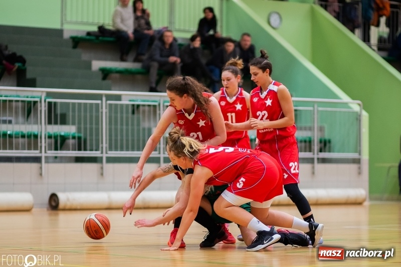 Zdjęcie w galerii na portalu naszraciborz.pl: Biała Gwiazda lepsza od raciborzanek. Zdecydowała trzecia kwarta wiadomości z regionu