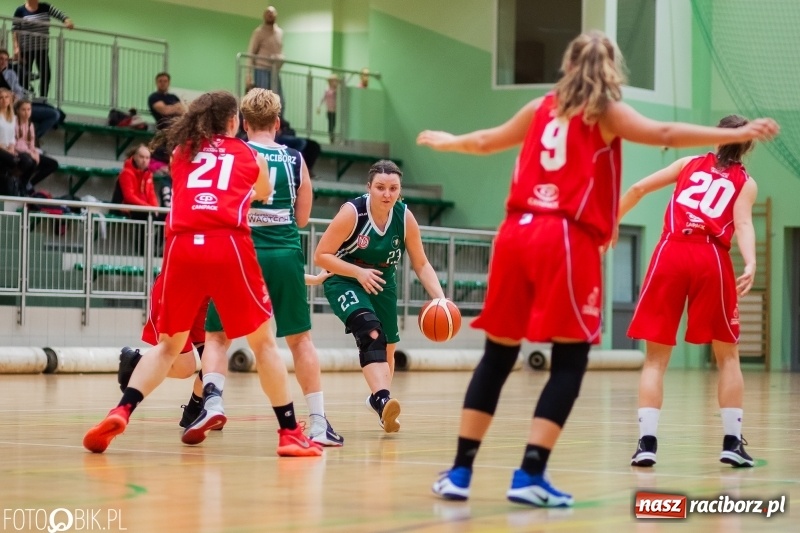 Zdjęcie w galerii na portalu naszraciborz.pl: Biała Gwiazda lepsza od raciborzanek. Zdecydowała trzecia kwarta wiadomości z regionu