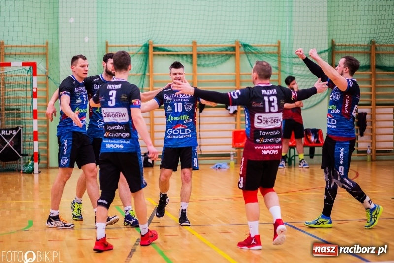 Zdjęcie w galerii na portalu naszraciborz.pl: RLPS: Gładkie zwycięstwo Leśnej Perły wiadomości z regionu