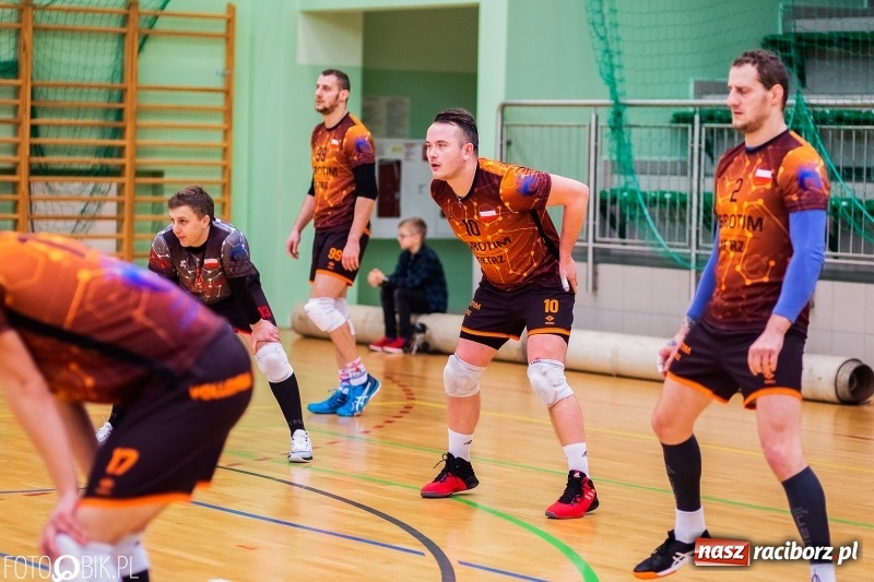 Zdjęcie w galerii na portalu naszraciborz.pl: RLPS: Gładkie zwycięstwo Leśnej Perły wiadomości z regionu