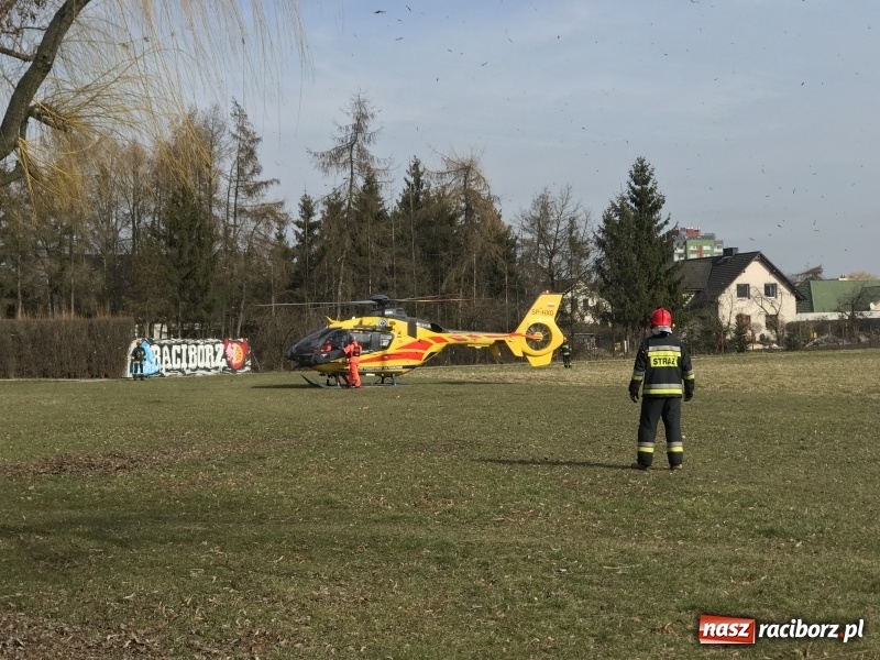 Zdjęcie w galerii na portalu naszraciborz.pl: Śmigłowiec LPR lądował dziś na ul. Czarnieckiego FOTO i WIDEO wiadomości z regionu