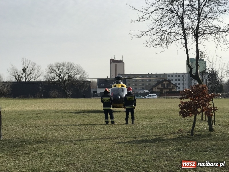 Zdjęcie w galerii na portalu naszraciborz.pl: Śmigłowiec LPR lądował dziś na ul. Czarnieckiego FOTO i WIDEO wiadomości z regionu