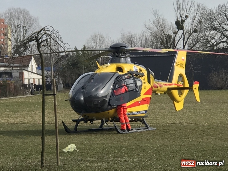 Zdjęcie w galerii na portalu naszraciborz.pl: Śmigłowiec LPR lądował dziś na ul. Czarnieckiego FOTO i WIDEO wiadomości z regionu