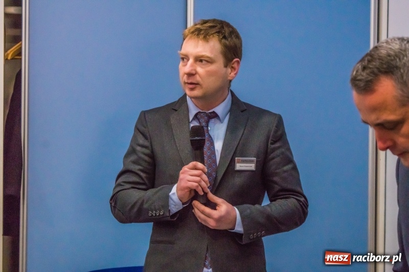 Zdjęcie w galerii na portalu naszraciborz.pl: Rakieta i czyste powietrze, czyli 100 dni prezydenta Dariusza Polowego  wiadomości z regionu