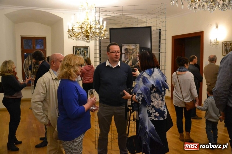 Zdjęcie w galerii na portalu naszraciborz.pl: Utkane z myśli - blisko siebie. Finisaż wystawy na Zamku Piastowskim  wiadomości z regionu