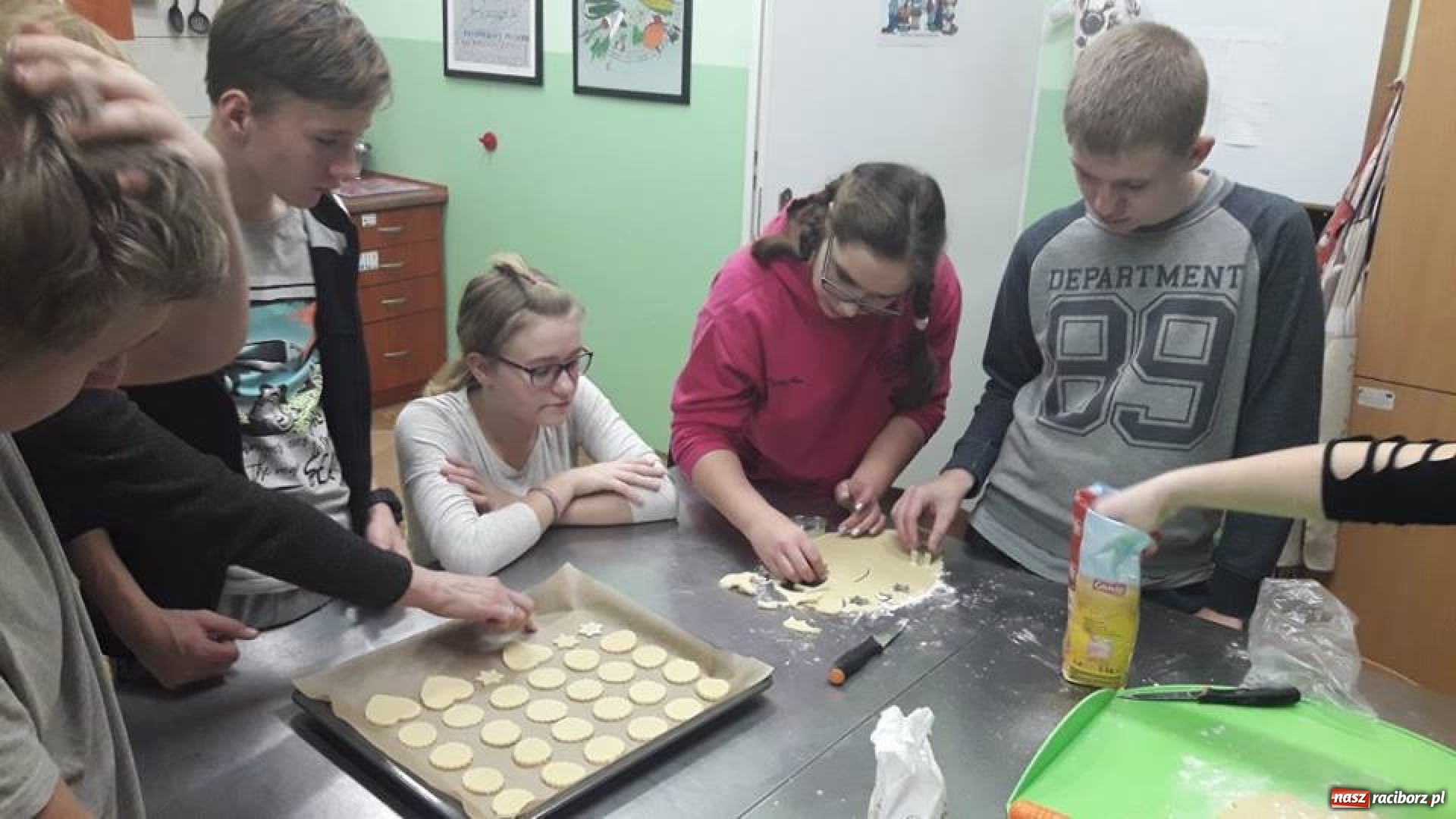 Zdjęcie w galerii na portalu naszraciborz.pl: Powiatowa Akademia Sukcesu na półmetku  wiadomości z regionu