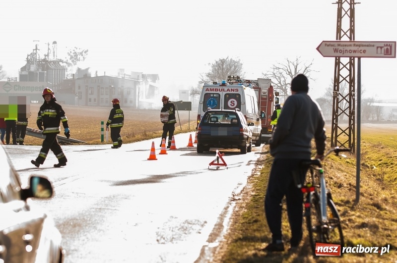 Zdjęcie w galerii na portalu naszraciborz.pl: 85-letni kierowca spowodował kolizję na drodze do Samborowic FOTO wiadomości z regionu