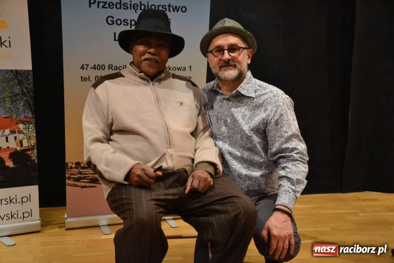 Zdjęcie w galerii na portalu naszraciborz.pl: Koncert Jimmy Burns’ Birthday Party na Zamku Piastowskim za nami  wiadomości z regionu