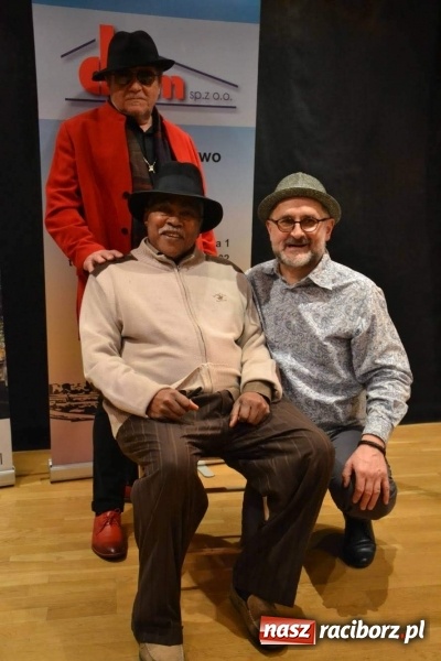 Zdjęcie w galerii na portalu naszraciborz.pl: Koncert Jimmy Burns’ Birthday Party na Zamku Piastowskim za nami  wiadomości z regionu