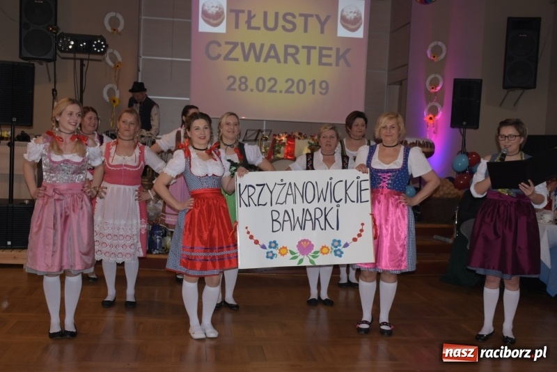 Zdjęcie w galerii na portalu naszraciborz.pl: Bez liczenia kalorii. Pół tysiąca pączków na tłustym czwartku w Tworkowie  wiadomości z regionu