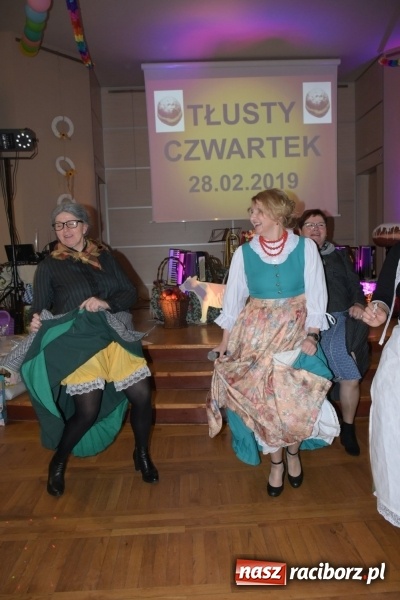 Zdjęcie w galerii na portalu naszraciborz.pl: Bez liczenia kalorii. Pół tysiąca pączków na tłustym czwartku w Tworkowie  wiadomości z regionu