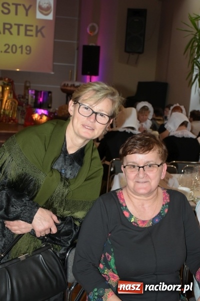 Zdjęcie w galerii na portalu naszraciborz.pl: Bez liczenia kalorii. Pół tysiąca pączków na tłustym czwartku w Tworkowie  wiadomości z regionu