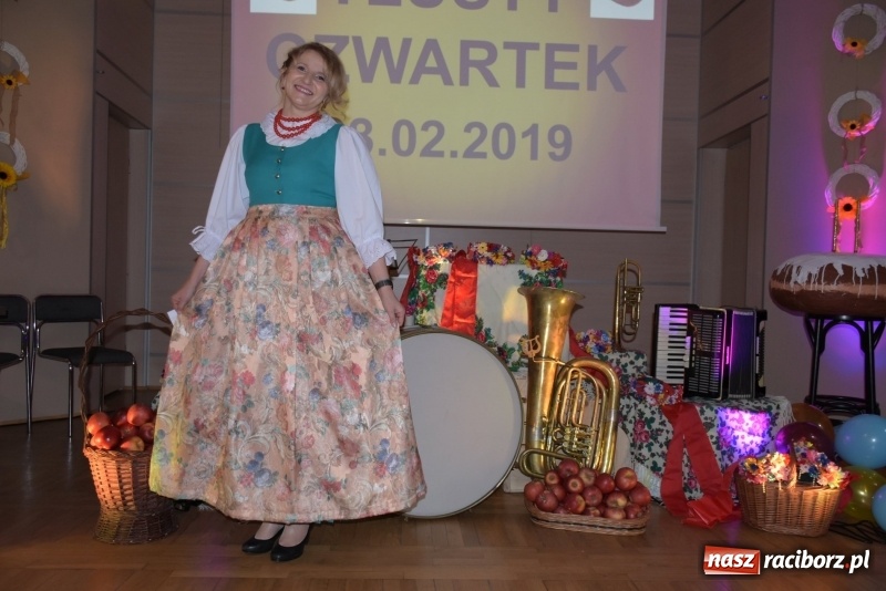 Zdjęcie w galerii na portalu naszraciborz.pl: Bez liczenia kalorii. Pół tysiąca pączków na tłustym czwartku w Tworkowie  wiadomości z regionu