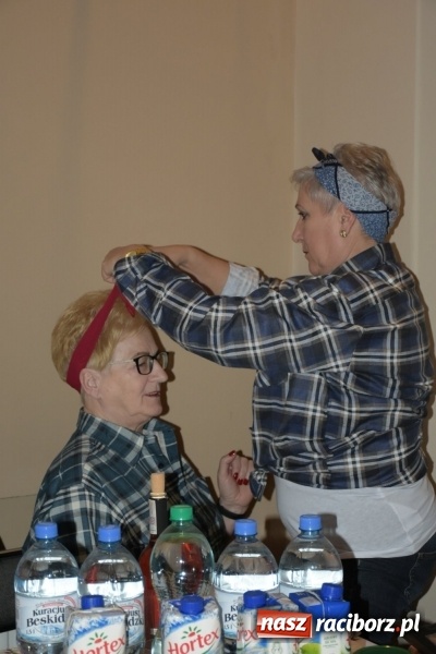 Zdjęcie w galerii na portalu naszraciborz.pl: Bez liczenia kalorii. Pół tysiąca pączków na tłustym czwartku w Tworkowie  wiadomości z regionu