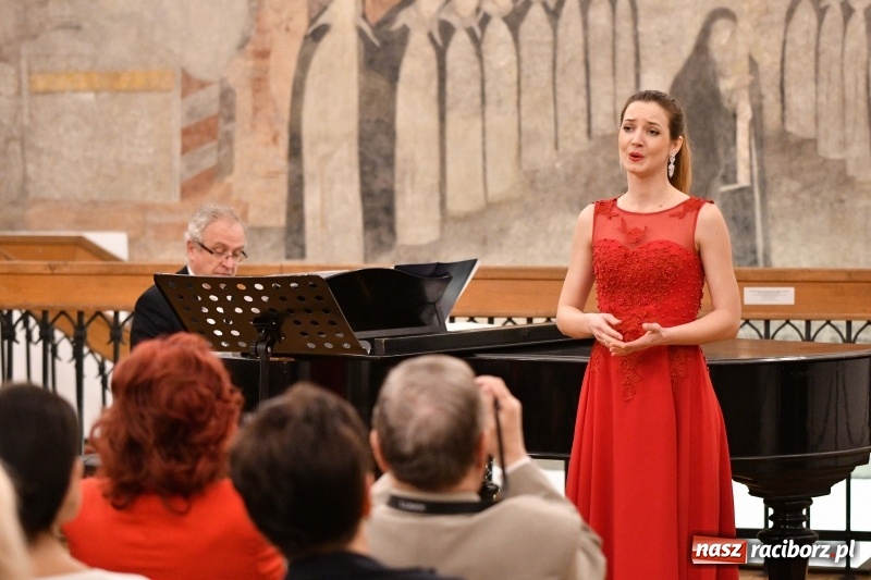 Zdjęcie w galerii na portalu naszraciborz.pl: W krainie melodii. Muzeum koncertem kończy karnawał [FOTO] wiadomości z regionu