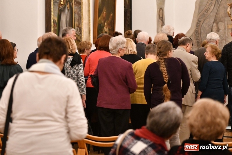 Zdjęcie w galerii na portalu naszraciborz.pl: W krainie melodii. Muzeum koncertem kończy karnawał [FOTO] wiadomości z regionu