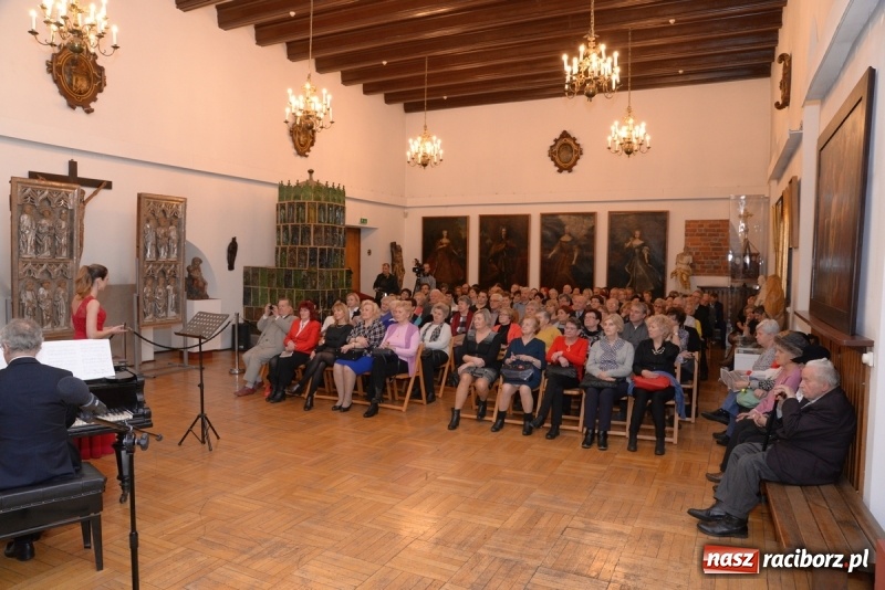 Zdjęcie w galerii na portalu naszraciborz.pl: W krainie melodii. Muzeum koncertem kończy karnawał [FOTO] wiadomości z regionu