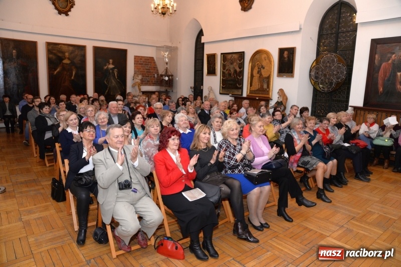Zdjęcie w galerii na portalu naszraciborz.pl: W krainie melodii. Muzeum koncertem kończy karnawał [FOTO] wiadomości z regionu