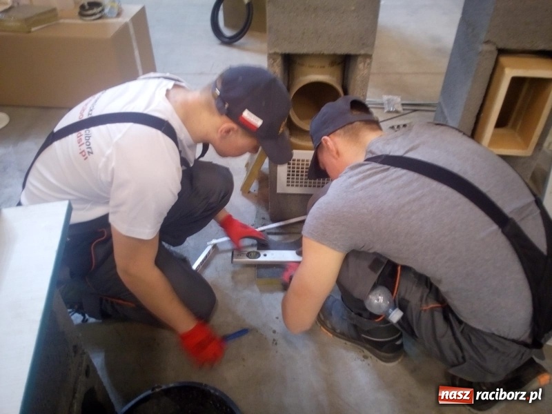 Zdjęcie w galerii na portalu naszraciborz.pl: Uczniowie CKZiU nr 1 wrócili z Brna z pucharami  wiadomości z regionu