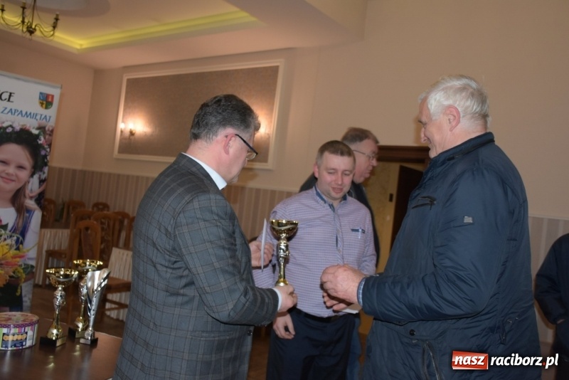 Zdjęcie w galerii na portalu naszraciborz.pl: Turniej Skata o Puchar Wójta Gminy Krzyżanowice wiadomości z regionu
