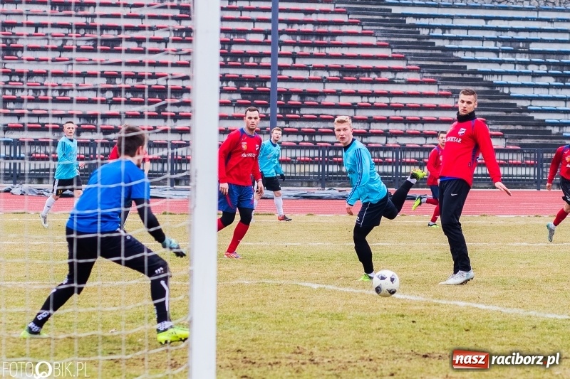 Zdjęcie w galerii na portalu naszraciborz.pl: Unici bez szans w starciu z trzecioligowcem wiadomości z regionu