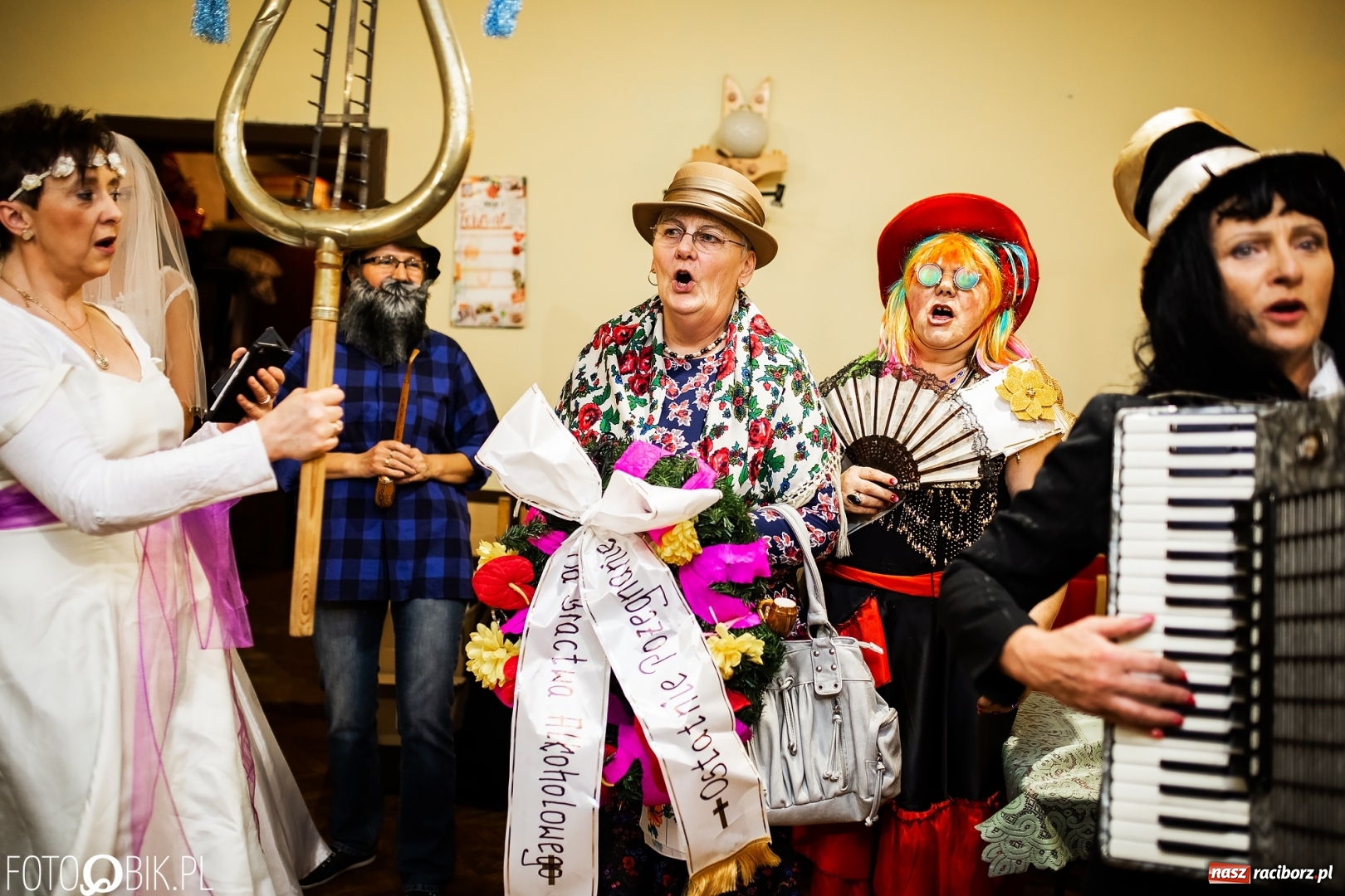 Zdjęcie w galerii na portalu naszraciborz.pl: Krzanowice zapraszają na pogrzeb basa  wiadomości z regionu