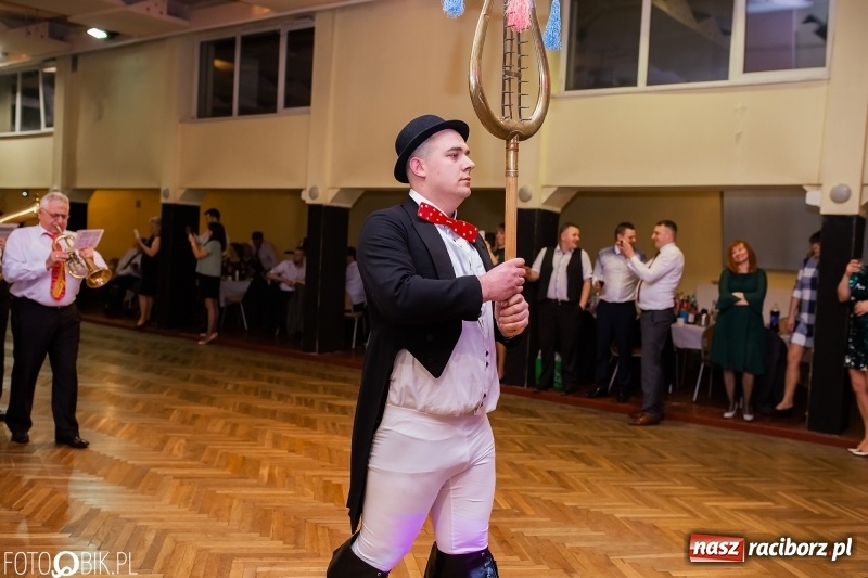 Zdjęcie w galerii na portalu naszraciborz.pl: Krzanowice zapraszają na pogrzeb basa  wiadomości z regionu