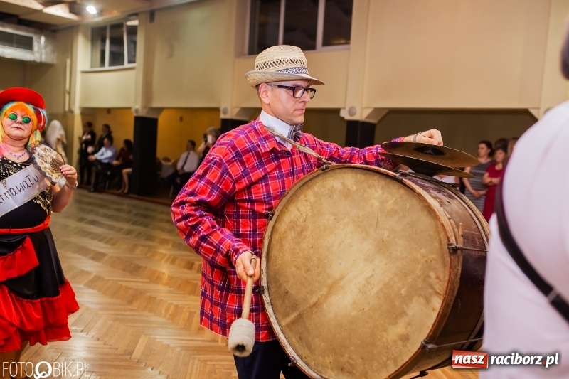 Zdjęcie w galerii na portalu naszraciborz.pl: Krzanowice zapraszają na pogrzeb basa  wiadomości z regionu