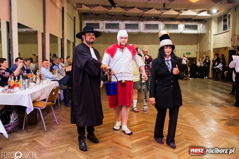 Zdjęcie w galerii na portalu naszraciborz.pl: Krzanowice zapraszają na pogrzeb basa  wiadomości z regionu