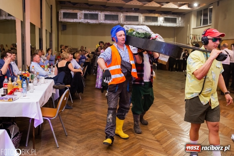 Zdjęcie w galerii na portalu naszraciborz.pl: Krzanowice zapraszają na pogrzeb basa  wiadomości z regionu