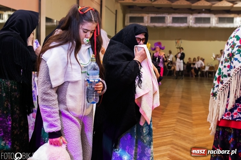 Zdjęcie w galerii na portalu naszraciborz.pl: Krzanowice zapraszają na pogrzeb basa  wiadomości z regionu