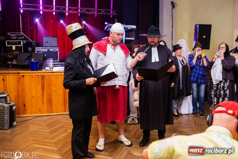 Zdjęcie w galerii na portalu naszraciborz.pl: Krzanowice zapraszają na pogrzeb basa  wiadomości z regionu