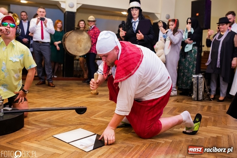 Zdjęcie w galerii na portalu naszraciborz.pl: Krzanowice zapraszają na pogrzeb basa  wiadomości z regionu