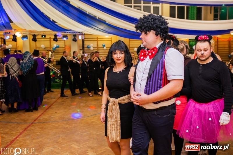 Zdjęcie w galerii na portalu naszraciborz.pl: Zakończenie karnawału w Studziennej wiadomości z regionu