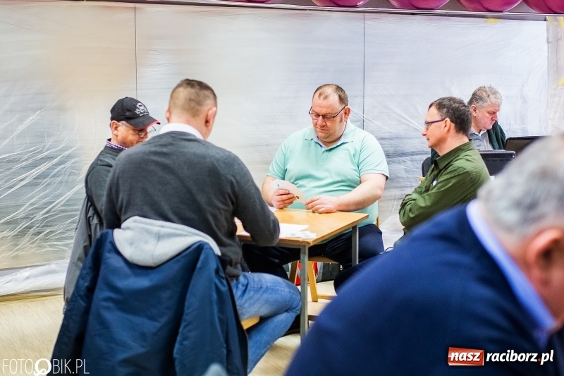 Zdjęcie w galerii na portalu naszraciborz.pl: Skaciorze walczyli o Puchar Starosty wiadomości z regionu