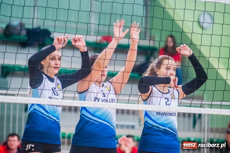 Zdjęcie w galerii na portalu naszraciborz.pl: Niedzielne emocje w Raciborskiej Lidze Piłki Siatkowej wiadomości z regionu