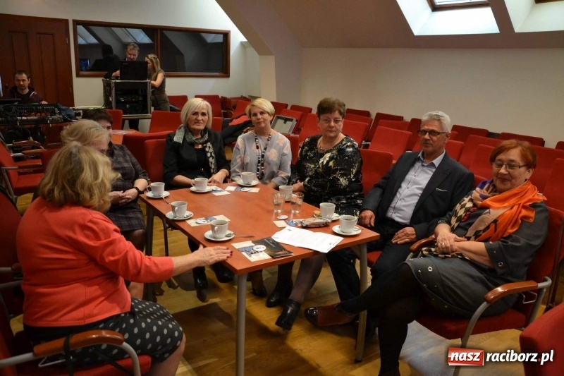 Zdjęcie w galerii na portalu naszraciborz.pl:  I Forum Seniora na Zamku Piastowskim za nami  wiadomości z regionu