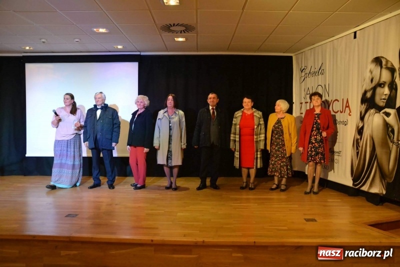 Zdjęcie w galerii na portalu naszraciborz.pl:  I Forum Seniora na Zamku Piastowskim za nami  wiadomości z regionu