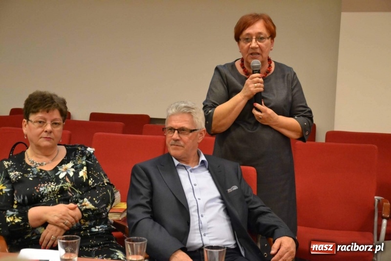 Zdjęcie w galerii na portalu naszraciborz.pl:  I Forum Seniora na Zamku Piastowskim za nami  wiadomości z regionu