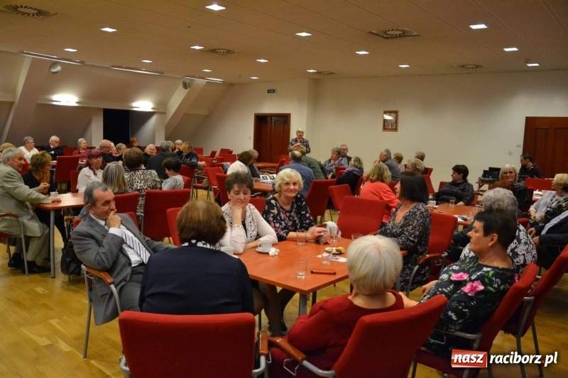 Zdjęcie w galerii na portalu naszraciborz.pl:  I Forum Seniora na Zamku Piastowskim za nami  wiadomości z regionu