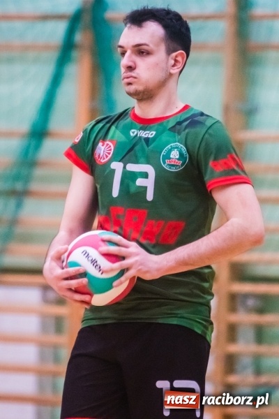 Zdjęcie w galerii na portalu naszraciborz.pl: Pięciosetowy maraton Rafako z Gwiazdą wiadomości z regionu