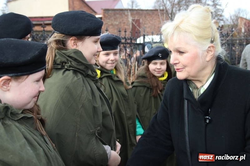 Zdjęcie w galerii na portalu naszraciborz.pl: W Babicach koło Głubczyc uczczono pamięć ofiar mordu w Hucie Pieniackiej wiadomości z regionu