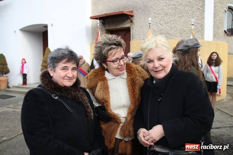 Zdjęcie w galerii na portalu naszraciborz.pl: W Babicach koło Głubczyc uczczono pamięć ofiar mordu w Hucie Pieniackiej wiadomości z regionu