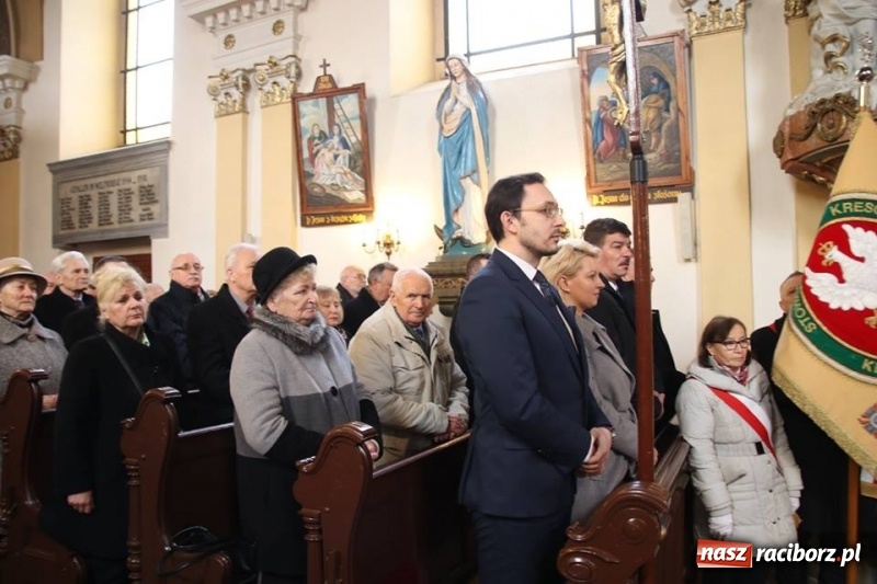 Zdjęcie w galerii na portalu naszraciborz.pl: W Babicach koło Głubczyc uczczono pamięć ofiar mordu w Hucie Pieniackiej wiadomości z regionu