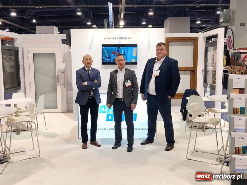 Zdjęcie w galerii na portalu naszraciborz.pl: Z Kornic do Poznania i Las Vegas. Eko-Okna na targach  wiadomości z regionu