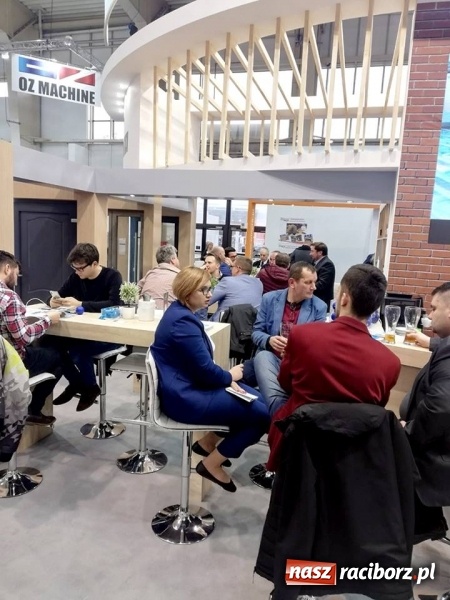 Zdjęcie w galerii na portalu naszraciborz.pl: Z Kornic do Poznania i Las Vegas. Eko-Okna na targach  wiadomości z regionu